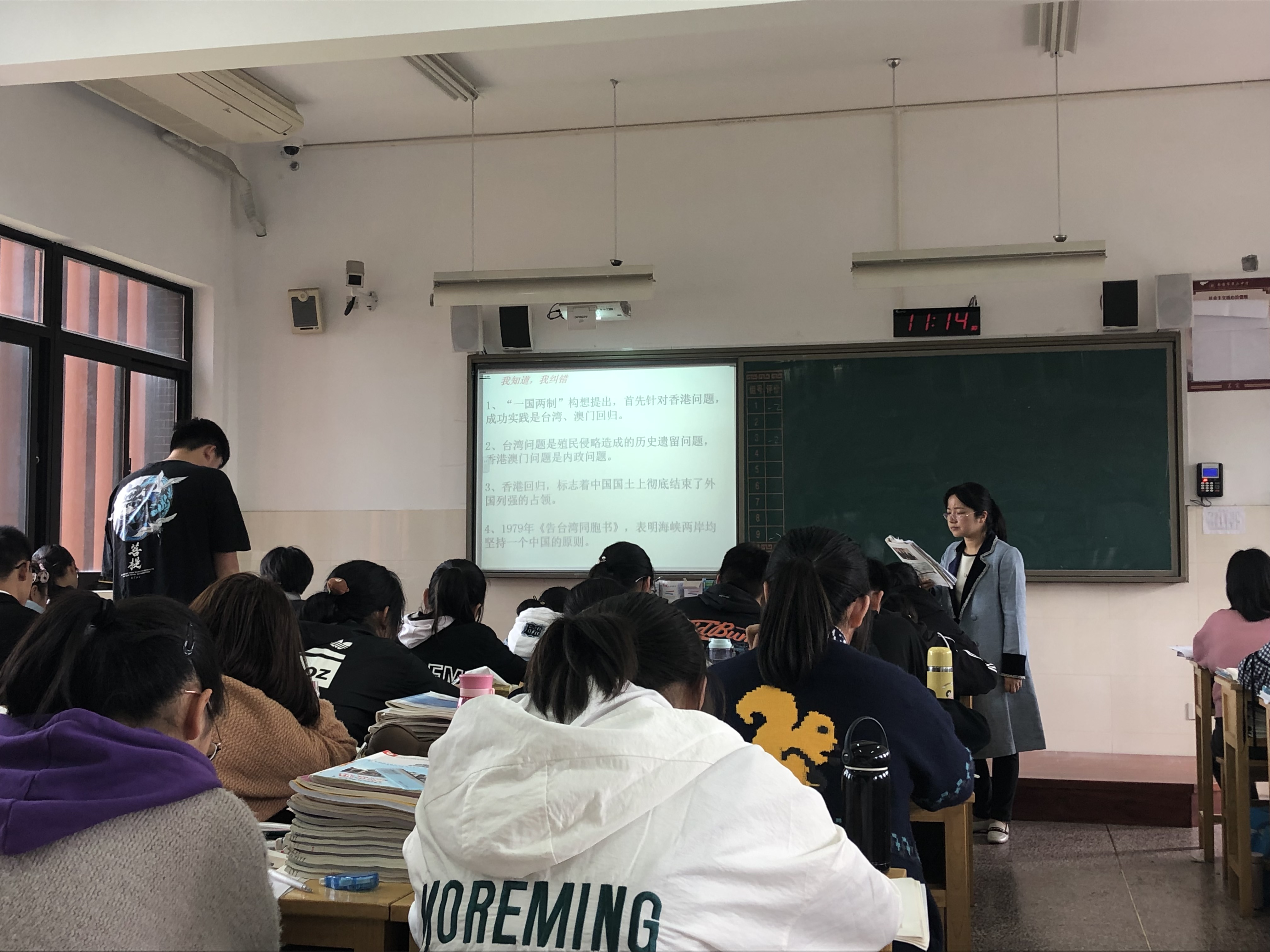 日韩人妻无码免费视频一区二区三区