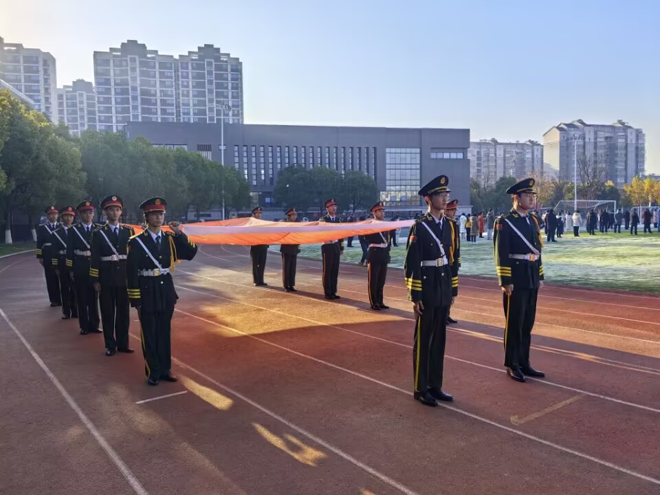 908df3b1cca4480896e85361bcd18942.jpg