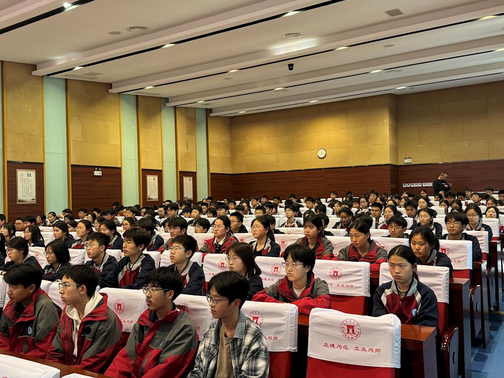 b1ae582b9cd14de7ae4dad64d811b995.jpg