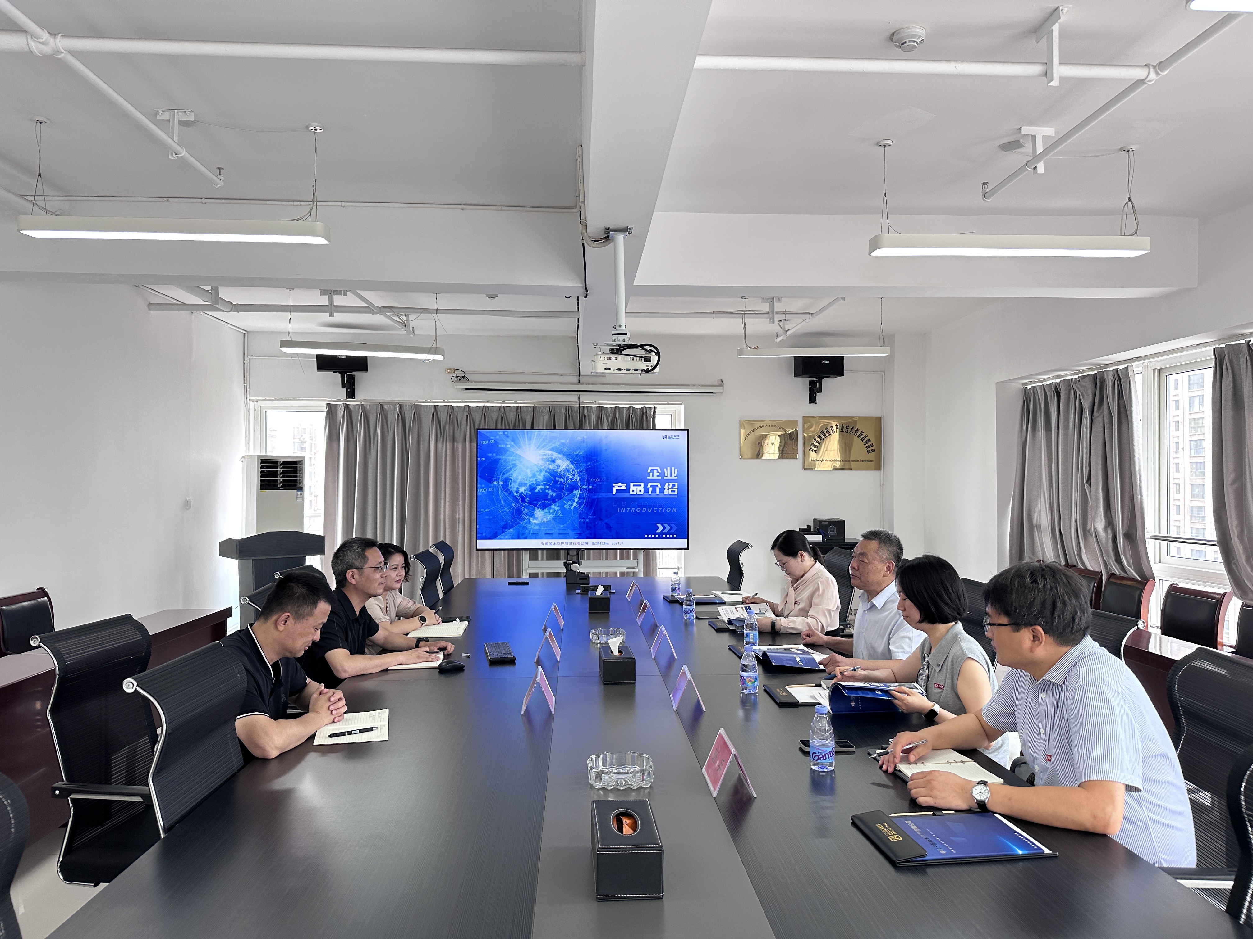 日韩人妻无码免费视频一区二区三区